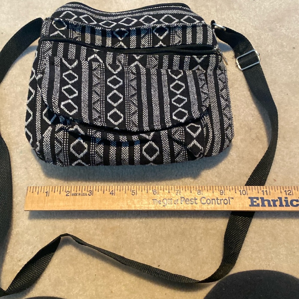 NWOT Alfa Fabric Bag with Geometric design